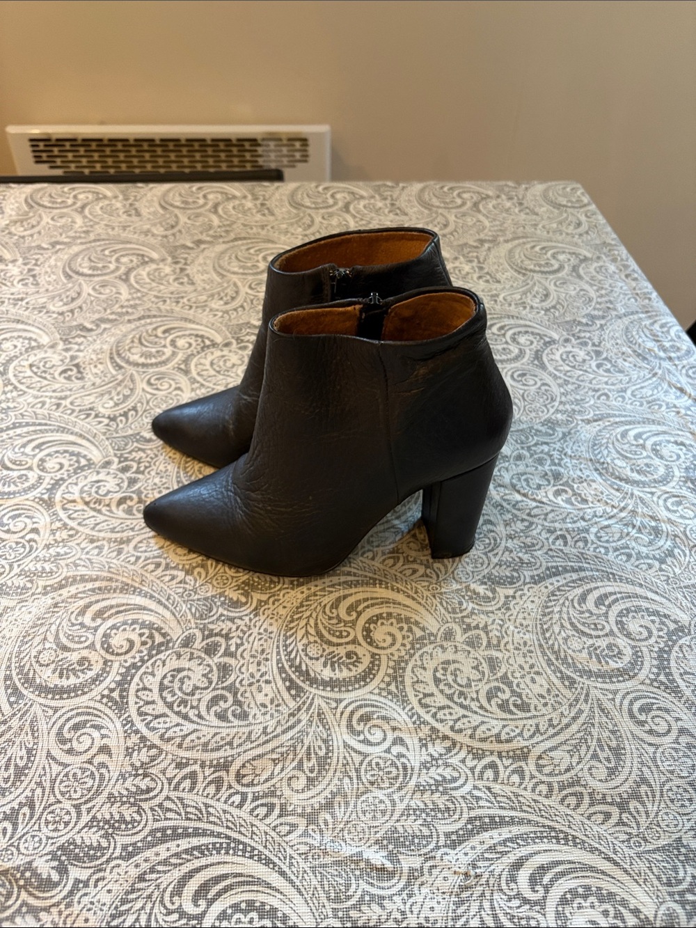 Pointed Toe Black Ankle Booties with Side Zip - Picture 2 of 3